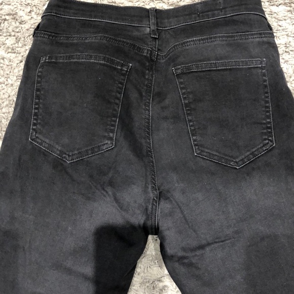 Jeans - Picture 4 of 5